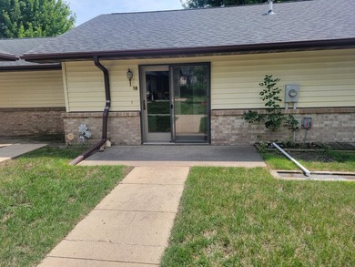 Rare Corner Unit - Double Garage - Accessible Main-Floor Living - photo 1