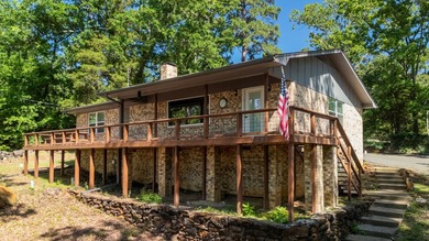 Discover the perfect blend of tranquility and style with this - photo 2