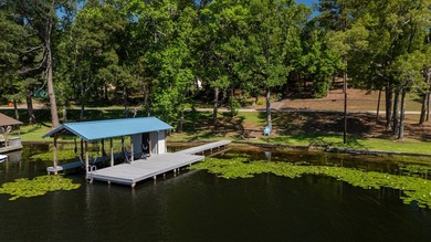 Discover the perfect blend of tranquility and style with this - photo 3