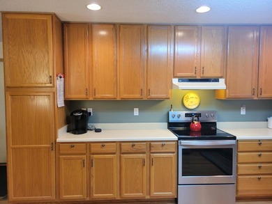 Rare Corner Unit - Double Garage - Accessible Main-Floor Living - photo 5