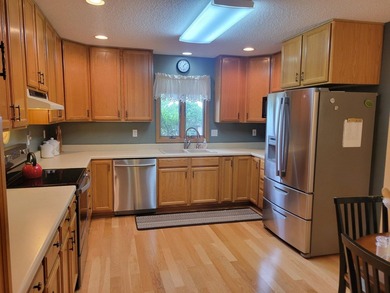 Rare Corner Unit - Double Garage - Accessible Main-Floor Living - photo 7