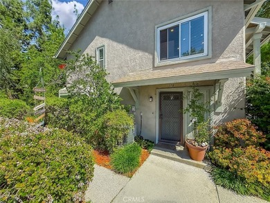 (private lake, pond, coastal) Condo For Sale in Canoga Park California