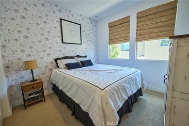 3 years new . 2 bed + den . 2 bath . 1,252 sq ft . Rancho - photo 14