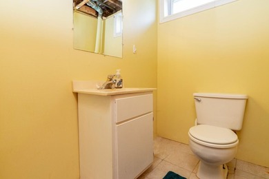 2 bed, 1.5 bath year round cottage on 240 acre, Spring Fed Long - photo 20