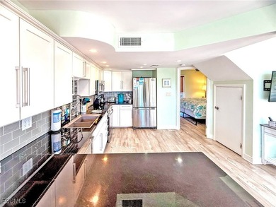 Island Paradise Found: Gulf-Side Retreat with Private Hot - photo 22