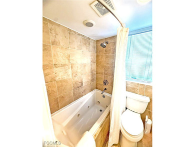 Island Paradise Found: Gulf-Side Retreat with Private Hot - photo 31
