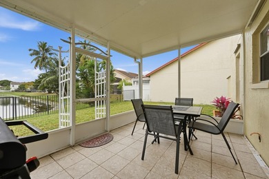 Beautifully updated throughout and move in ready! Open & - photo 3