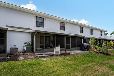 Welcome to this 2 bedroom townhome in San Marco Villas on - photo 7