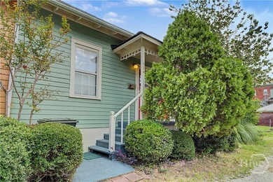 Experience the charm of Historic Savannah in this beautifully - photo 1