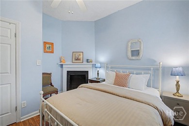 Experience the charm of Historic Savannah in this beautifully - photo 9