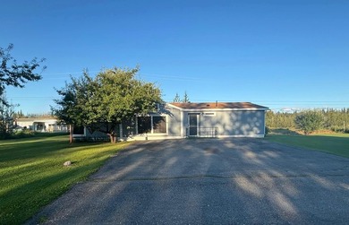 This 3 bedroom, 2 bathroom ranch style home is located in a