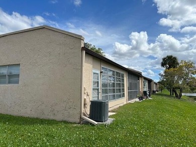 Corner 2/2 Villa. Update this unit to your own specifications - photo 13