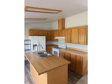 Additional listing photo 3