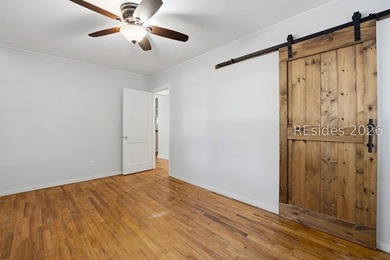 Charming Pigeon Point Cottage! Nestled in one of Beaufort's most - photo 20