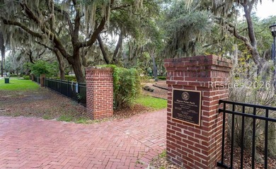 Charming Pigeon Point Cottage! Nestled in one of Beaufort's most - photo 35
