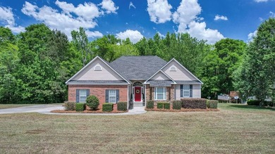 This lovely one level home has so much to offer its' new owners - photo 1