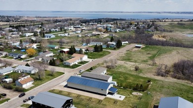 Attention outdoor enthusiasts! This is the property you've been - photo 2