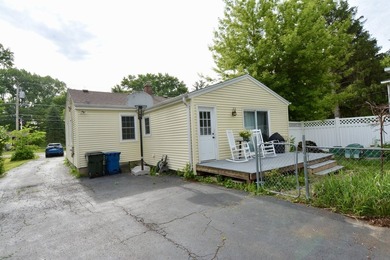 A rare opportunity to enjoy beautiful river views from this - photo 2