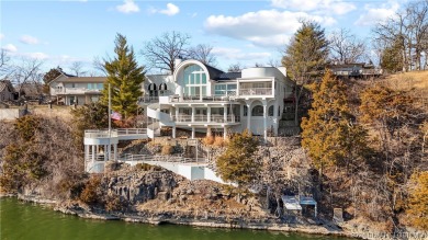 Lake Home For Sale in Lake Ozark, Missouri