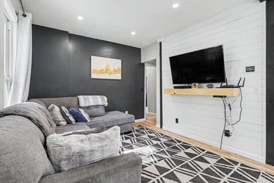 Welcome to 734 E. Green Street, a beautifully renovated - photo 12