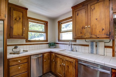 San Gregorio Creekside Farm. Nestled just 5 miles from the - photo 13