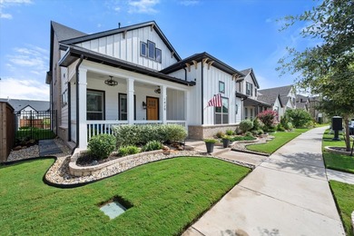 Modern Two-Story Home with Detached Guest Studio in Prime - photo 3