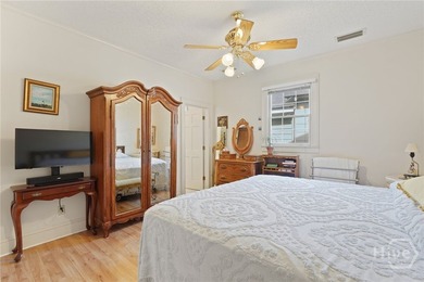 Charming Midtown brick ranch on a corner lot featuring a covered - photo 11
