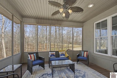 Experience lake living in this beautifully designed 4 bedroom, 3 - photo 11