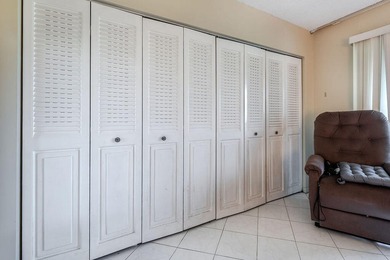 Lowest priced unit in Century Village. Located right next to - photo 14