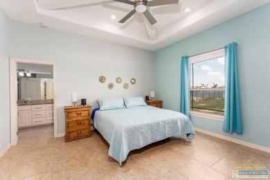 Waterfront Luxury & Resort Living: SPI Golf Course Community - photo 16