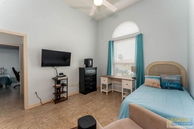 Waterfront Luxury & Resort Living: SPI Golf Course Community - photo 19