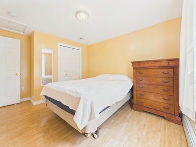 Built in 2005, that makes this 3 Bedroom/2 full bath home - photo 21