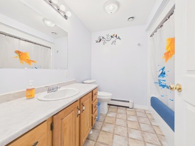 Built in 2005, that makes this 3 Bedroom/2 full bath home - photo 25