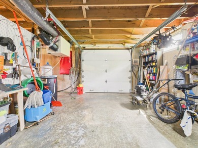 Built in 2005, that makes this 3 Bedroom/2 full bath home - photo 30