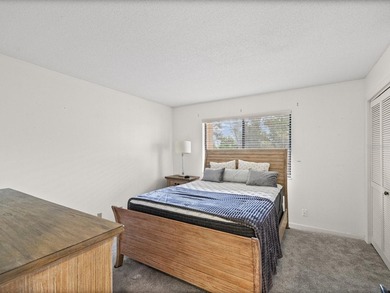 One or more photo(s) has been virtually staged. LOCATION - photo 31