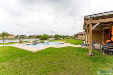 Waterfront Luxury & Resort Living: SPI Golf Course Community - photo 44