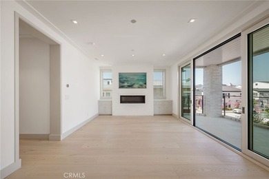 Brand new construction on Balboa Island crowned by a stunning - photo 11
