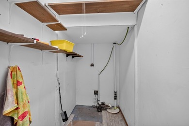 Welcome to this 3-bedroom, 1-bath ranch located in desirable - photo 12