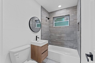 Welcome this Beautiful fully remodeled 3 bedroom 1 bathroom to - photo 20