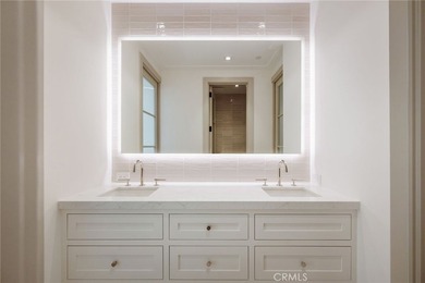 Brand new construction on Balboa Island crowned by a stunning - photo 21