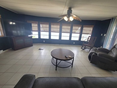The property features a New roof and tile flooring throughout - photo 22