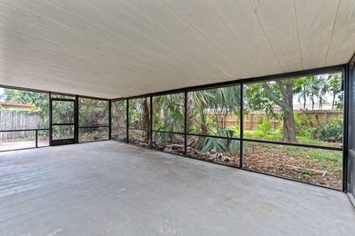 Welcome this Beautiful fully remodeled 3 bedroom 1 bathroom to - photo 23