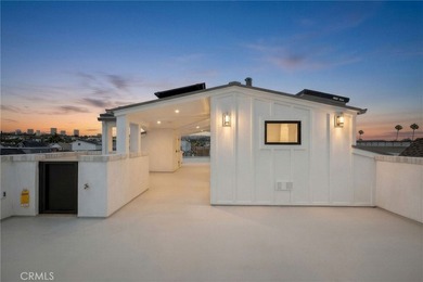 Brand new construction on Balboa Island crowned by a stunning - photo 29