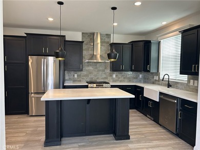 Lovely home is move in ready. This brand-new manufactured home - photo 4