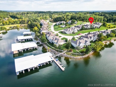 Lake Townhome/Townhouse For Sale in Four Seasons, Missouri