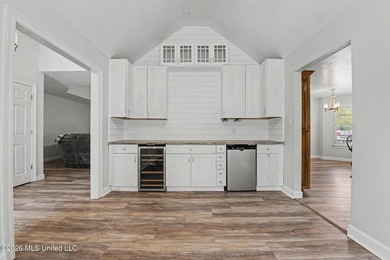 Beautiful brick home in Quail Ridge Subdivision located in the - photo 11