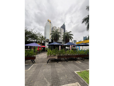Located in the most central, accessible, and pedestrian-friendly - photo 6