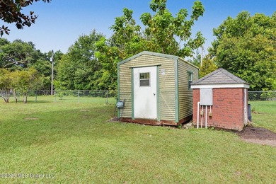 Beautiful brick home in Quail Ridge Subdivision located in the - photo 26