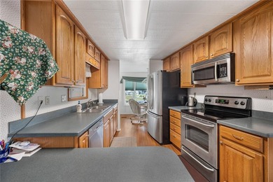 Under contract-accepting backup offers. Looking for an - photo 2