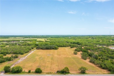 Lake Corpus Christi Home ActiveUnderContr in Mathis Texas